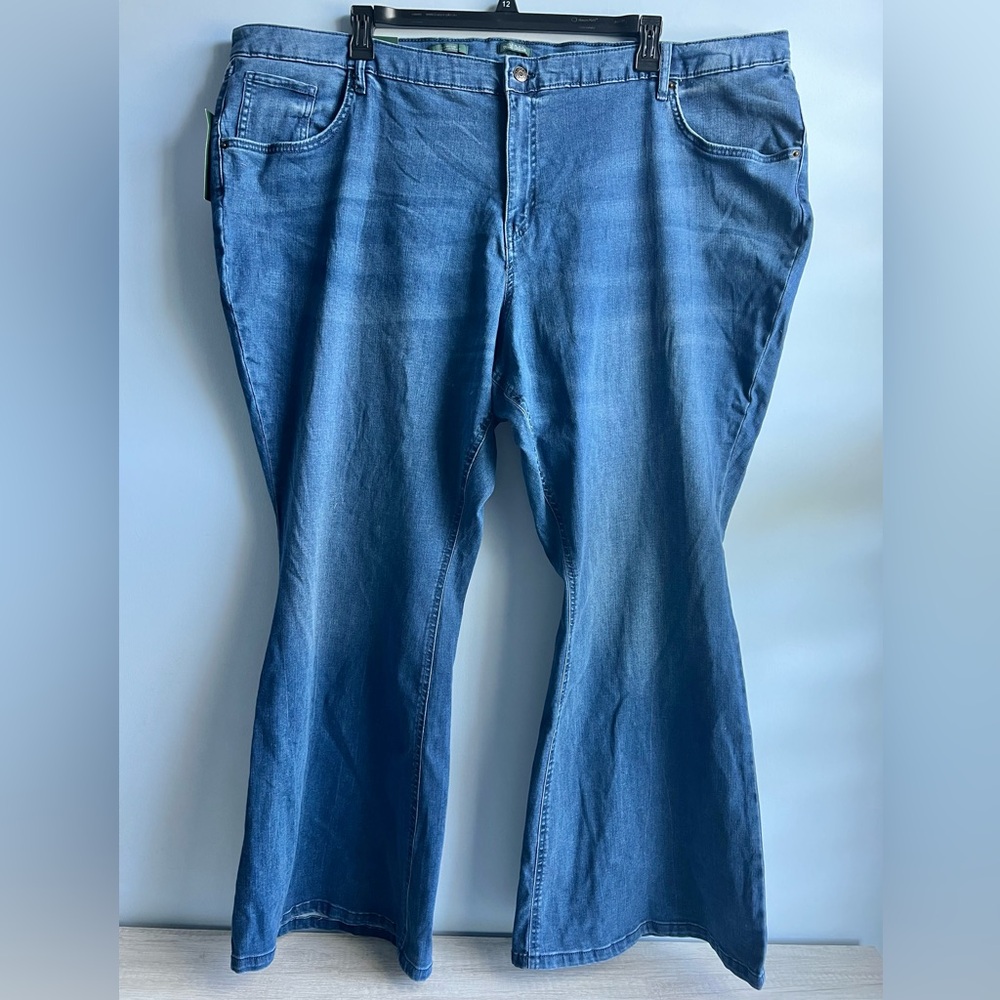 Women's Plus High-Rise Flare Jeans - Wild Fable Size 30